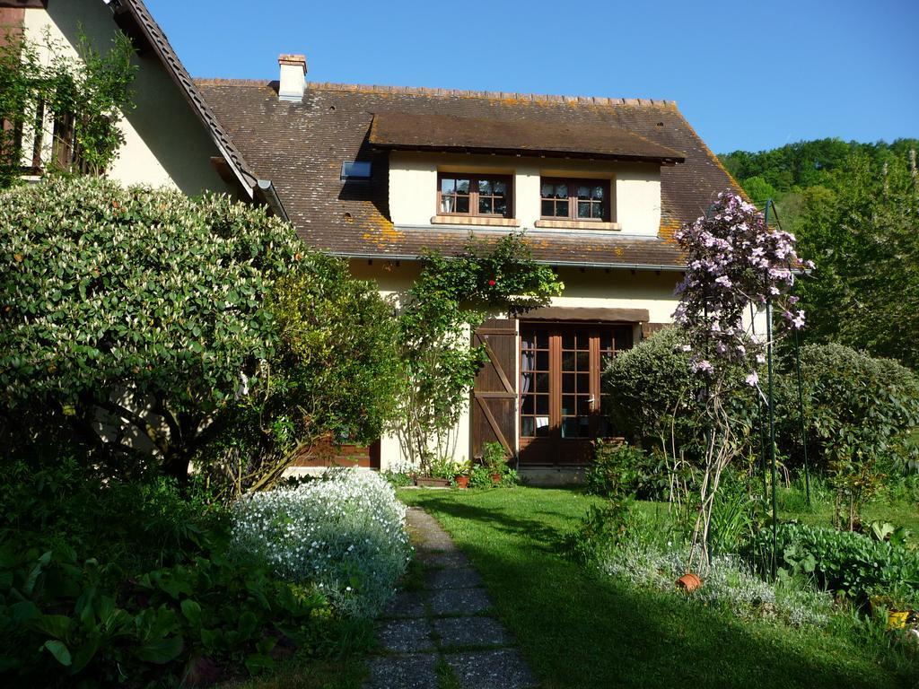 Maison D'Hotes Les Coquelicots Giverny Esterno foto