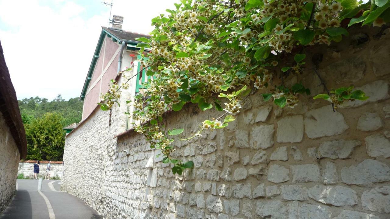 Maison D'Hotes Les Coquelicots Giverny Esterno foto